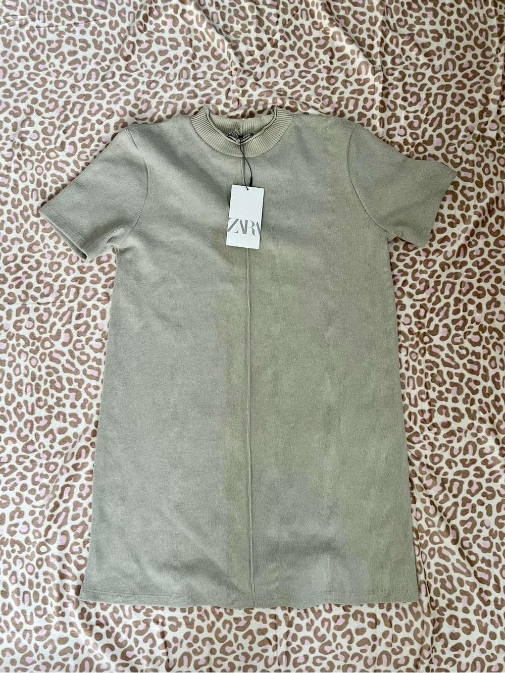 Zara Short Sleeve Knit Dress in Olive Green